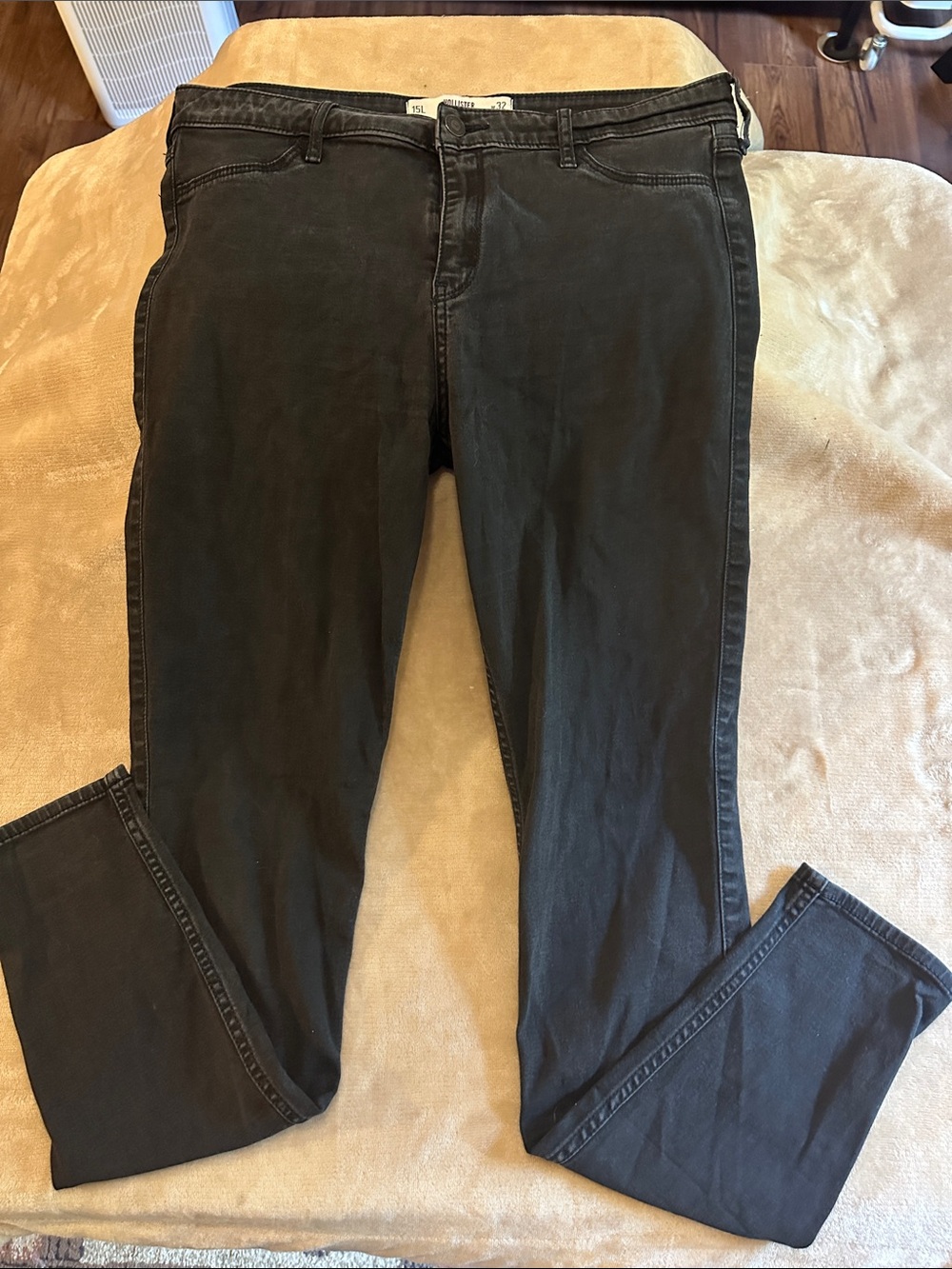Hollister Women’s Black Skinny Jeans